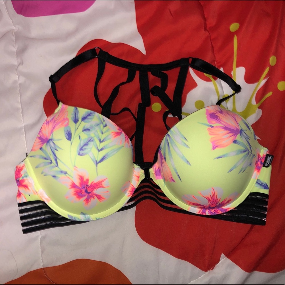 📍SOLD📍 VS PINK Wear Everywhere push up bra